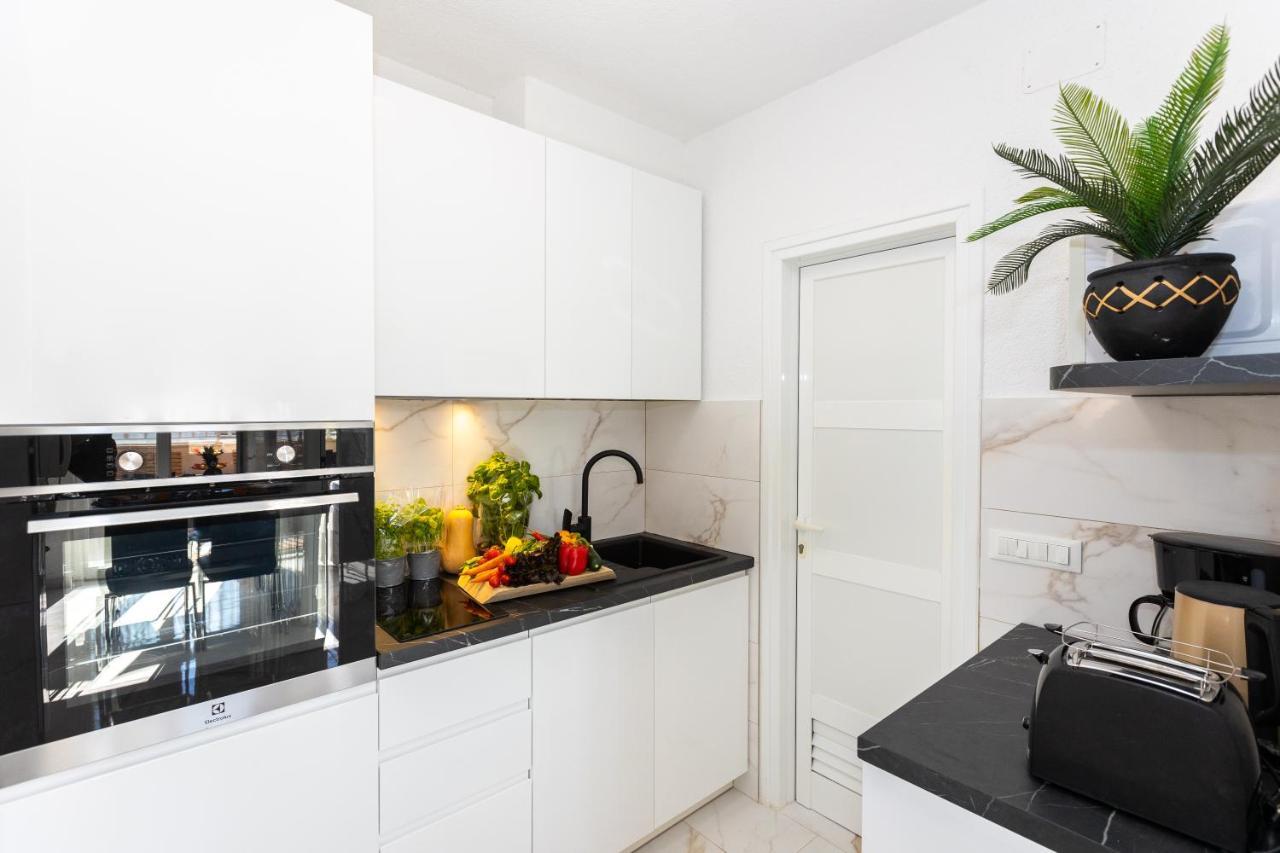 Apartment Rose Pool Comfort Dubrovnik Eksteriør bilde